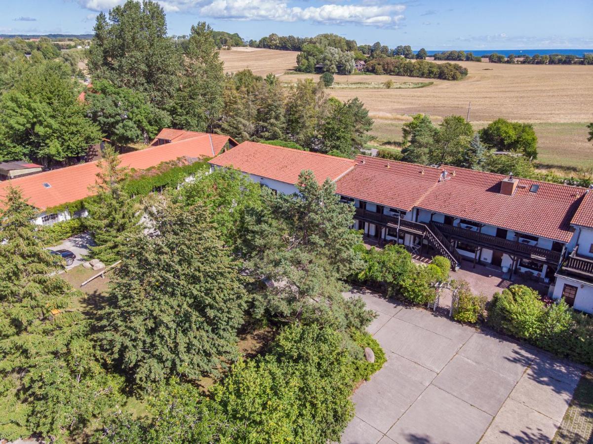 Landpension Dubnitz - Ferienwohnung 1 Sassnitz Zewnętrze zdjęcie