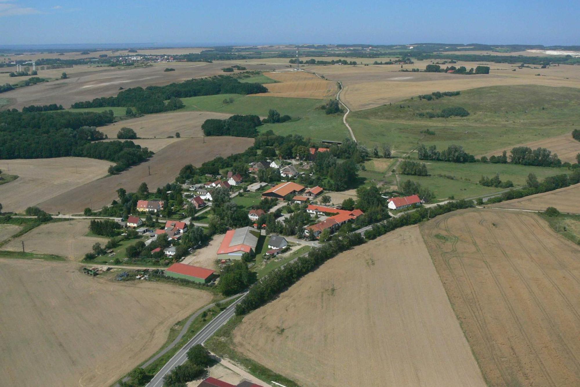 Landpension Dubnitz - Ferienwohnung 1 Sassnitz Zewnętrze zdjęcie