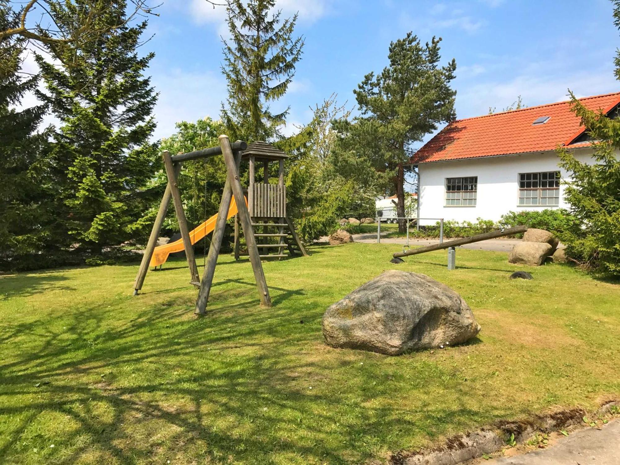 Landpension Dubnitz - Ferienwohnung 1 Sassnitz Zewnętrze zdjęcie